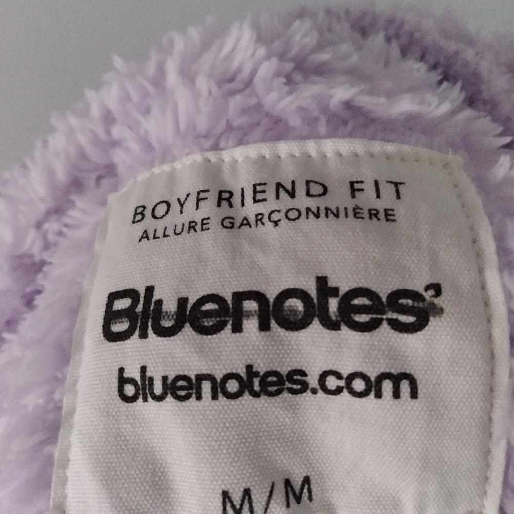 Fuzzy hoddie - Picture 3 of 3